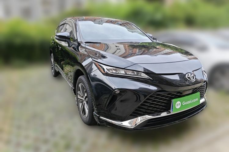 Used Toyota Venza 2023 2.0L CVT Two-Wheel Drive Luxury Edition Front Right 45 Deg