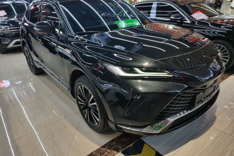 Used Toyota Venza 2023 2.5L Smart Electric Hybrid Dual-Drive Prestige Version Front Right 45 Deg