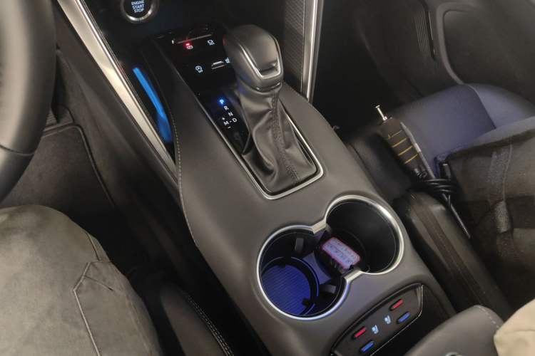 Used Toyota Venza 2023 2.0L CVT Two-Wheel Drive Prestige Version Gear Lever
