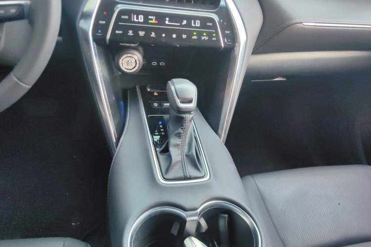 Used Toyota Venza 2023 2.0L CVT Two-Wheel Drive Prestige Version Gear Lever