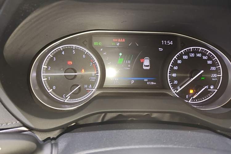 Used Toyota Venza 2023 2.0L CVT Two-Wheel Drive Luxury Edition Instrument Cluster