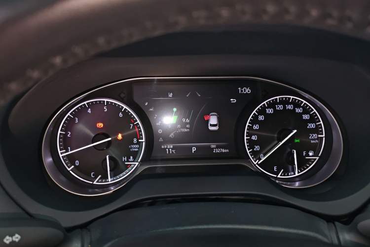 Used Toyota Venza 2023 2.0L CVT Two-Wheel Drive Luxury Edition Instrument Cluster