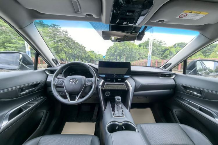 Used Toyota Venza 2023 2.5L Smart Electric Hybrid Dual-Engine Four-Wheel Drive Supreme Edition Interior 1