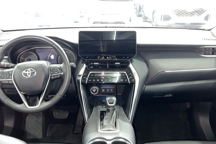 Used Toyota Venza 2023 2.5L Smart Electric Hybrid Dual-Drive Luxury Edition Interior 3