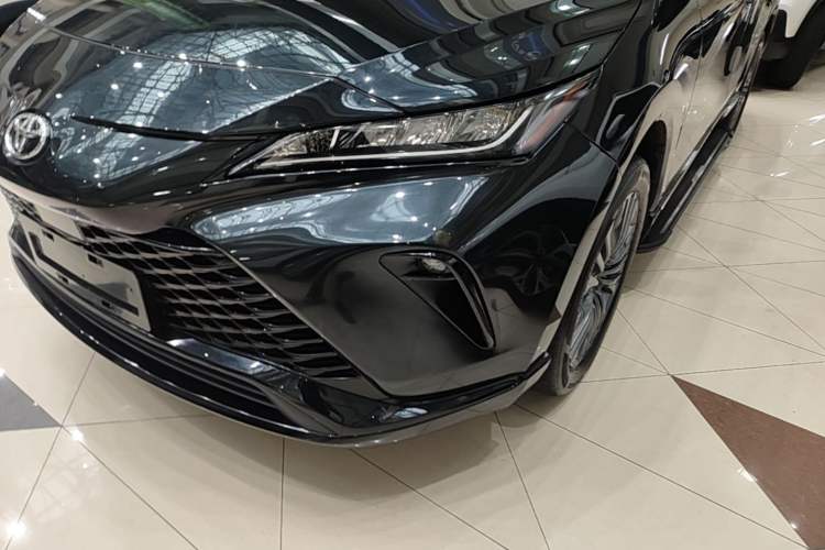 Used Toyota Venza 2023 2.0L CVT Two-Wheel Drive Luxury Edition Left Front Headlight