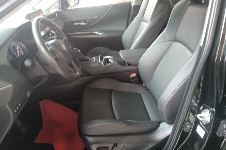 Used Toyota Venza 2023 2.0L CVT Two-Wheel Drive Luxury Edition Left Front Seat