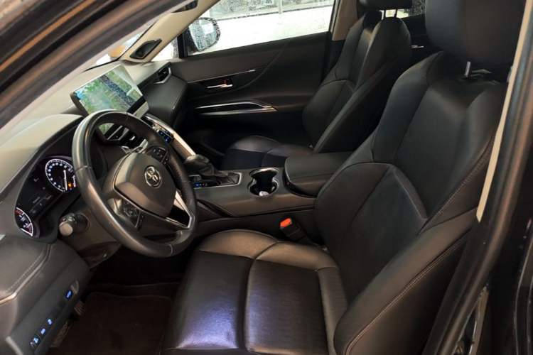 Used Toyota Venza 2023 2.0L CVT Two-Wheel Drive Prestige Version Left Front Seat