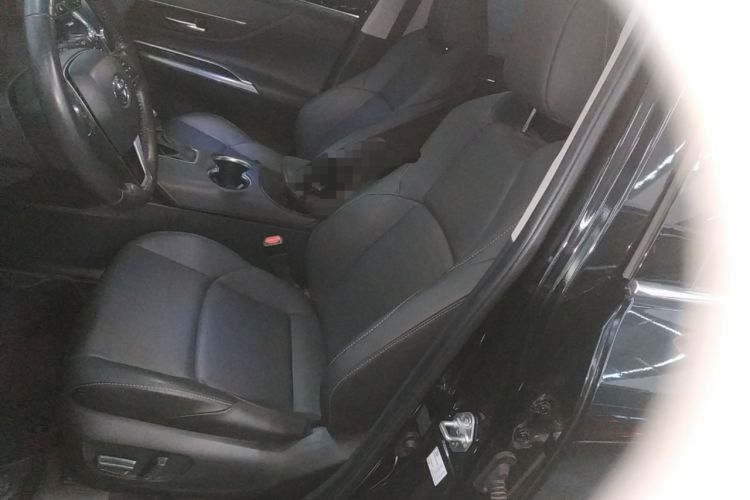 Used Toyota Venza 2023 2.0L CVT Two-Wheel Drive Luxury Edition Left Front Seat