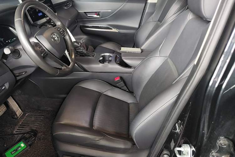 Used Toyota Venza 2023 2.5L Smart Electric Hybrid Dual-Engine Four-Wheel Drive Supreme Edition Left Front Seat