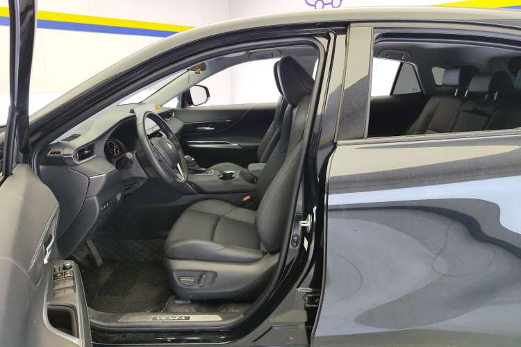 Used Toyota Venza 2023 2.0L CVT Two-Wheel Drive Luxury Edition Left Front Seat
