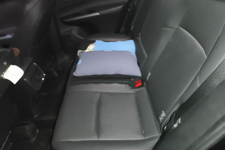 Used Toyota Venza 2023 2.0L CVT Two-Wheel Drive Luxury Edition Left Rear Seat