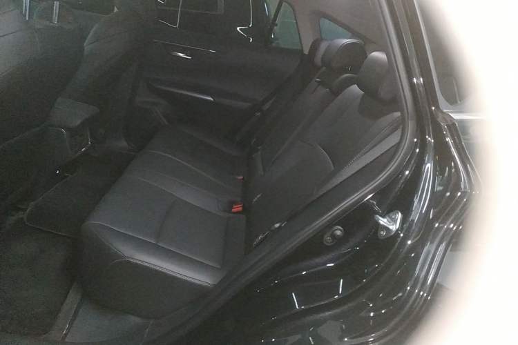 Used Toyota Venza 2023 2.0L CVT Two-Wheel Drive Luxury Edition Left Rear Seat