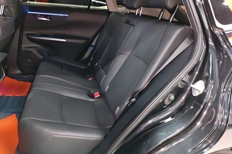Used Toyota Venza 2023 2.0L CVT Two-Wheel Drive Luxury Edition Left Rear Seat