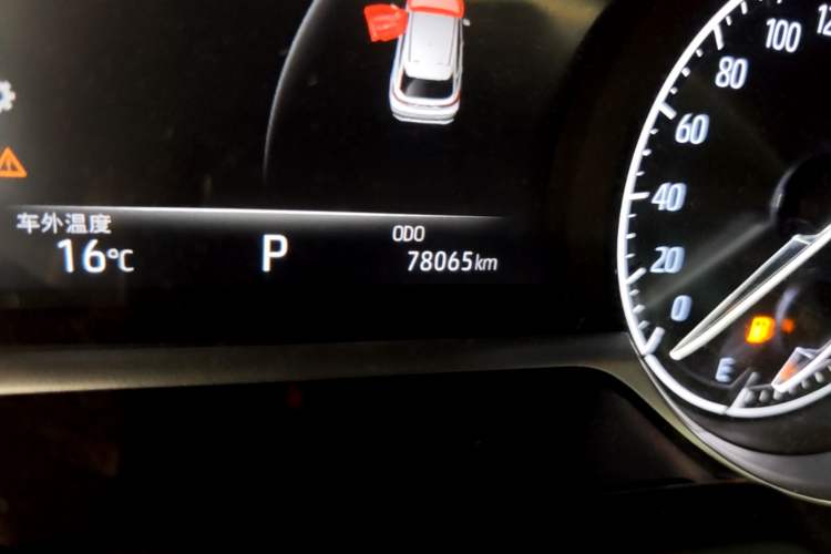 Used Toyota Venza 2023 2.0L CVT Two-Wheel Drive Prestige Version Odometer Close Up