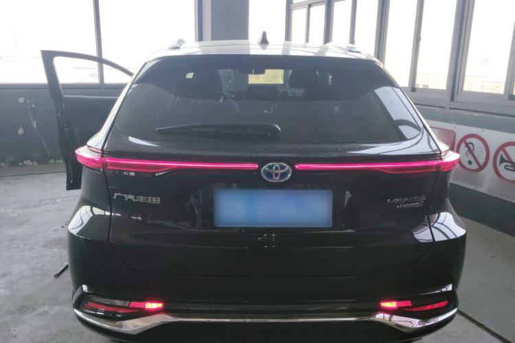 Used Toyota Venza 2023 2.5L Smart Electric Hybrid Dual-Drive Luxury Edition Rear