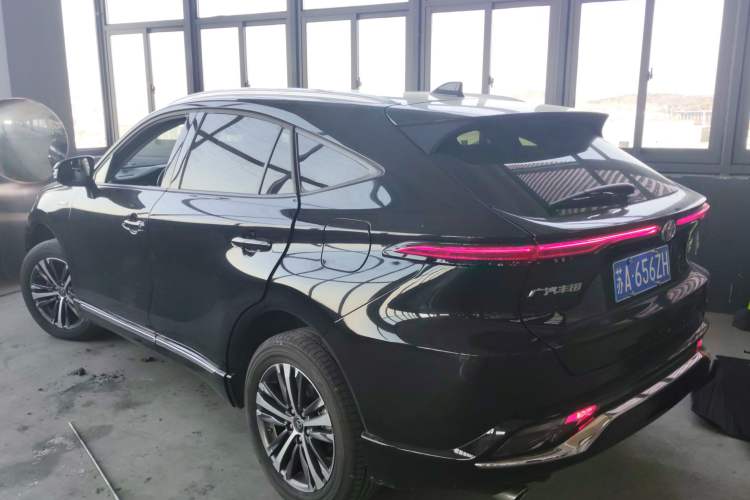 Used Toyota Venza 2023 2.5L Smart Electric Hybrid Dual-Drive Luxury Edition Rear Left 45 Deg