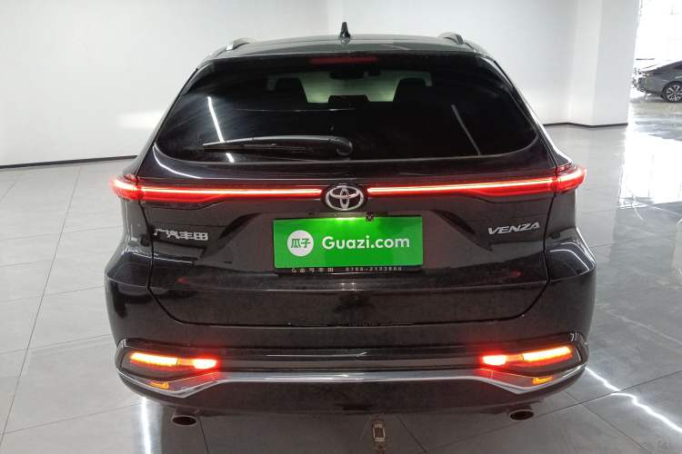Used Toyota Venza 2023 2.0L CVT Two-Wheel Drive Luxury Edition Rear