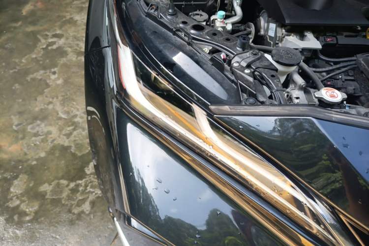 Used Toyota Venza 2023 2.0L CVT Two-Wheel Drive Prestige Version Right Front Headlight