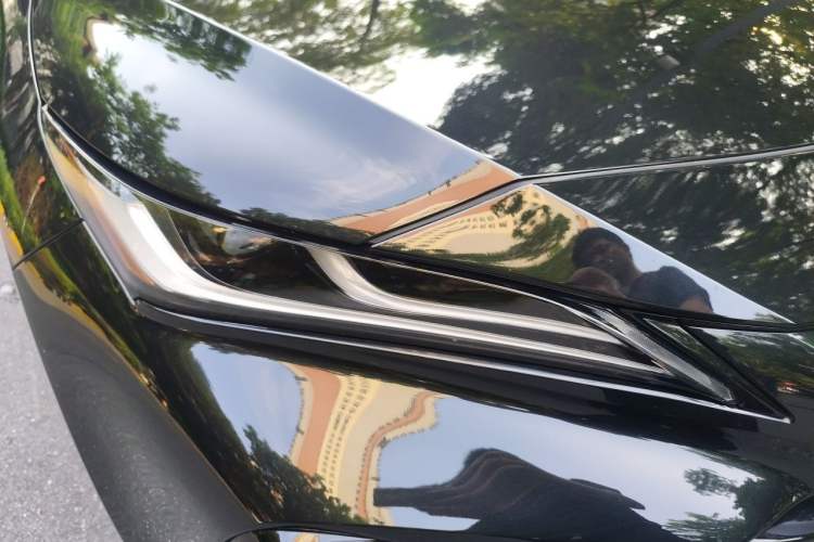 Used Toyota Venza 2023 2.5L Smart Electric Hybrid Dual-Drive Prestige Version Right Front Headlight