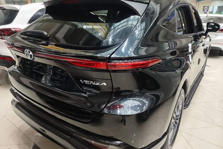 Used Toyota Venza 2023 2.0L CVT Two-Wheel Drive Luxury Edition Right Rear Taillight