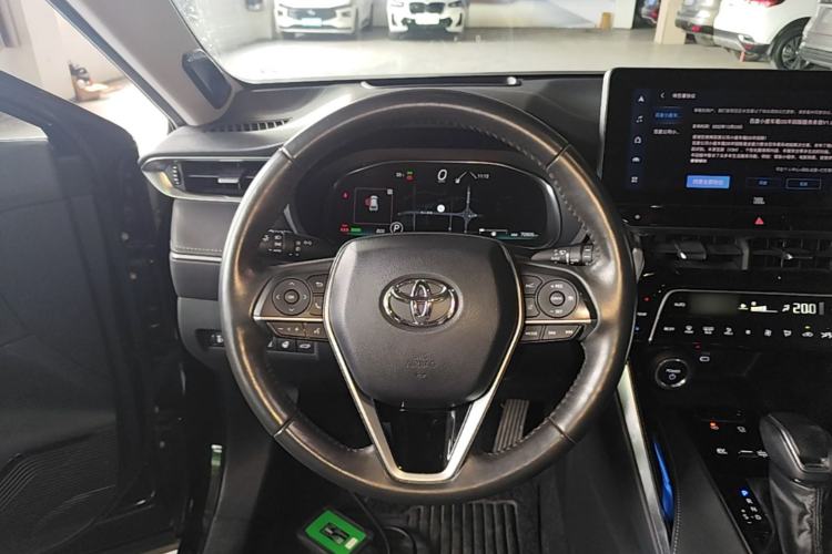 Used Toyota Venza 2023 2.5L Smart Electric Hybrid Dual-Engine Four-Wheel Drive Supreme Edition Steering Wheel