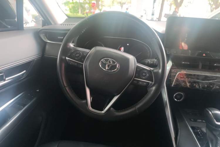 Used Toyota Venza 2023 2.0L CVT Two-Wheel Drive Luxury Edition Steering Wheel