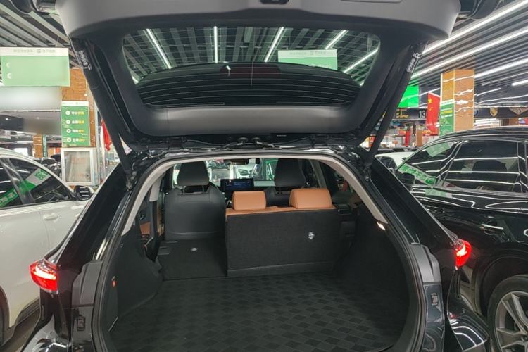 Used Toyota Venza 2023 2.5L Smart Electric Hybrid Dual-Drive Prestige Version Trunk