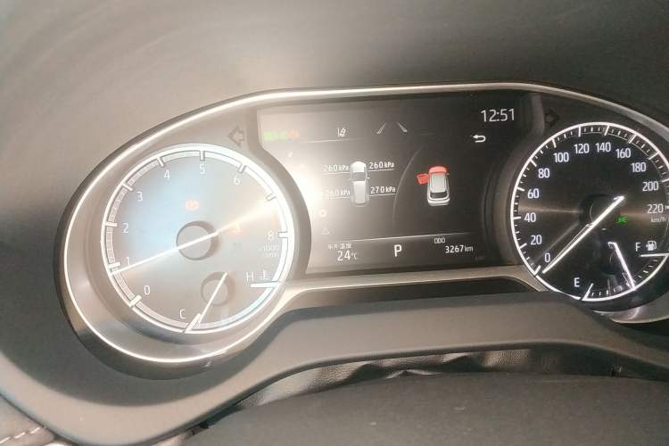 Used Toyota Venza 2023 2.0L CVT Two-Wheel Drive Luxury Edition Instrument Cluster