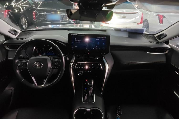 Used Toyota Venza 2023 2.0L CVT Two-Wheel Drive Prestige Version Interior 2