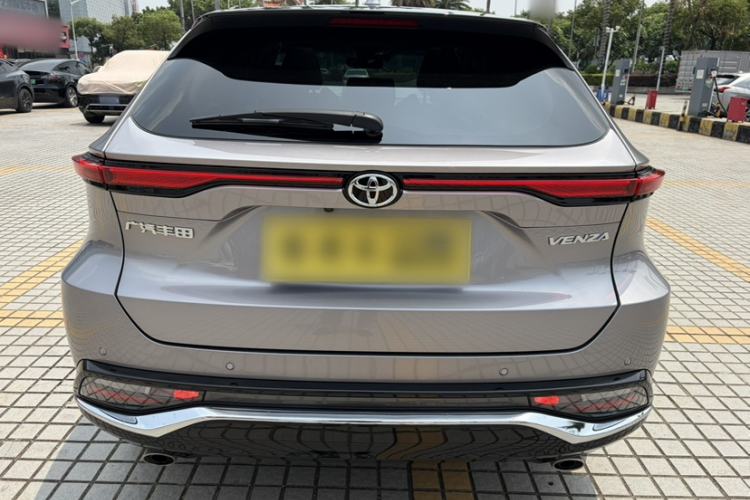 Used Toyota Venza 2023 2.0L CVT Two-Wheel Drive Prestige Version Exterior 8