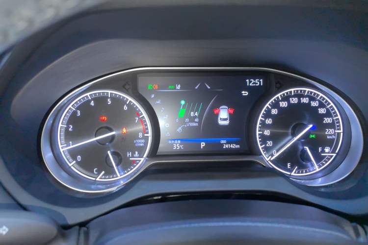 Used Toyota Venza 2023 2.0L CVT Two-Wheel Drive Luxury Edition Instrument Cluster
