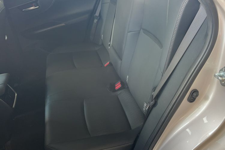 Used Toyota Venza 2023 2.5L Smart Electric Hybrid Dual-Drive Prestige Version Interior 1