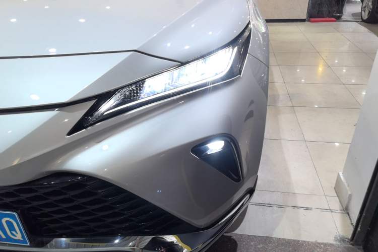 Used Toyota Venza 2023 2.0L CVT Two-Wheel Drive Luxury Edition Left Front Headlight