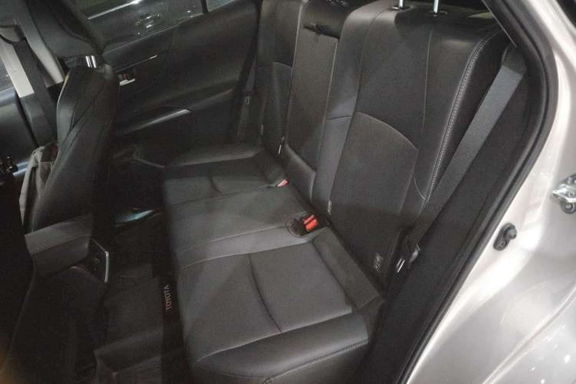 Used Toyota Venza 2023 2.0L CVT Two-Wheel Drive Luxury Edition Left Rear Seat
