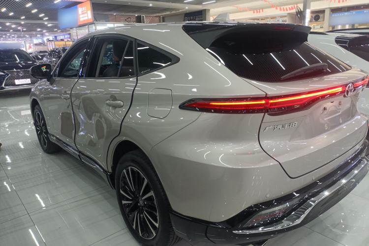 Used Toyota Venza 2023 2.0L CVT Two-Wheel Drive Prestige Version Left Side