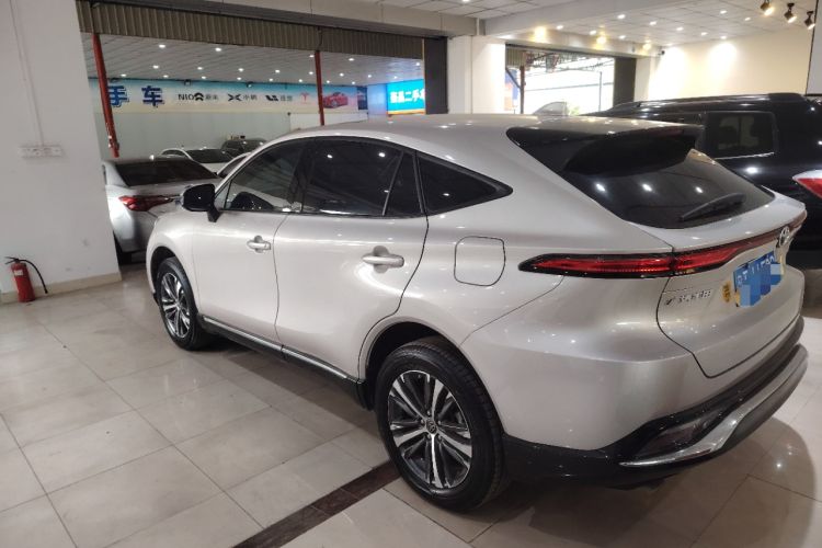 Used Toyota Venza 2023 2.0L CVT Two-Wheel Drive Luxury Edition Rear Left 45 Deg