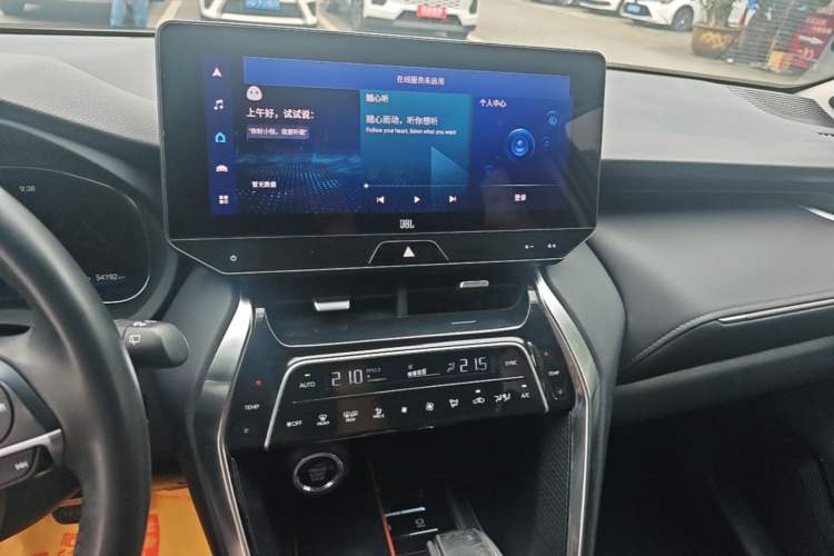 Used Toyota Venza 2023 2.0L CVT Two-Wheel Drive Prestige Version Audio And AC Panel