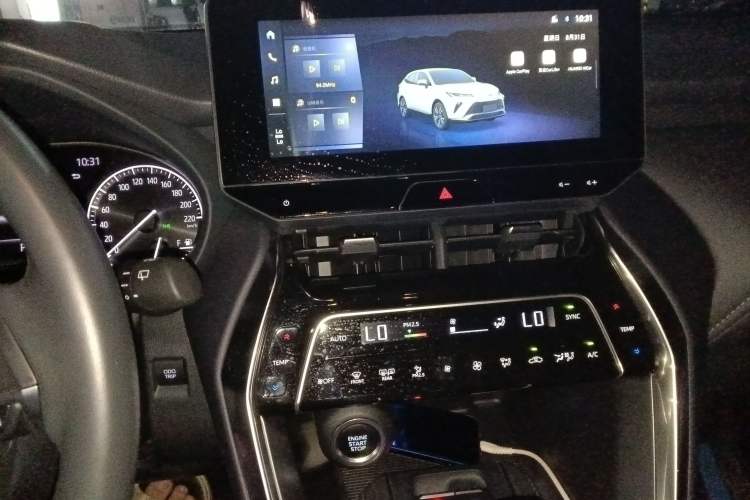 Used Toyota Venza 2023 2.0L CVT Two-Wheel Drive Luxury Edition Audio And AC Panel