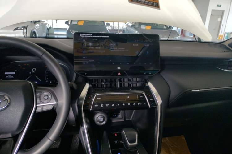 Used Toyota Venza 2023 2.0L CVT Two-Wheel Drive Prestige Version Audio And AC Panel