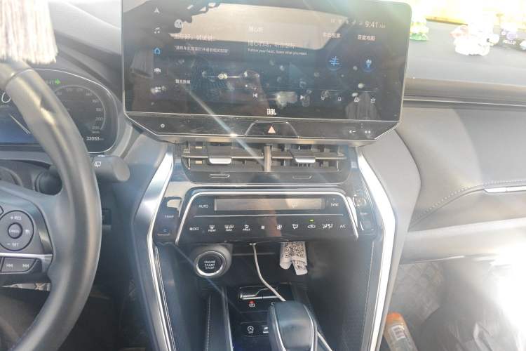 Used Toyota Venza 2023 2.0L CVT Two-Wheel Drive Prestige Version Audio And AC Panel