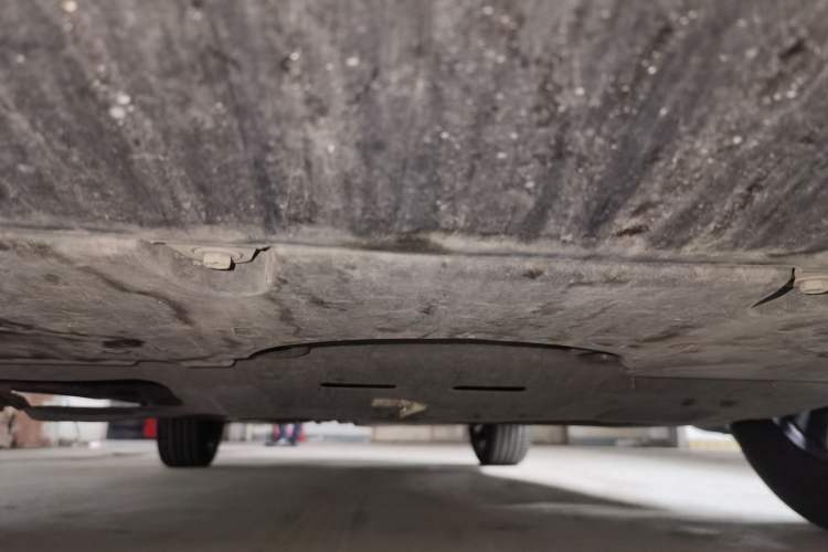 Used Toyota Venza 2023 2.0L CVT Two-Wheel Drive Prestige Version Chassis Front