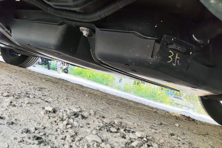 Used Toyota Venza 2023 2.5L Smart Electric Hybrid Dual-Drive Luxury Edition Chassis Rear Left