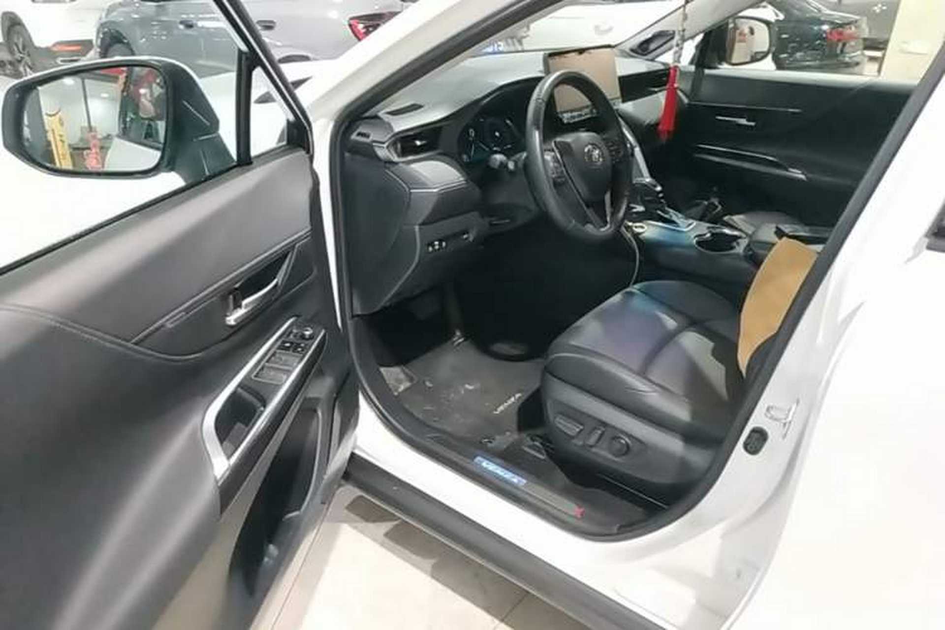 Used Toyota Venza 2023 2.0L CVT Two-Wheel Drive Prestige Version Driver Seat