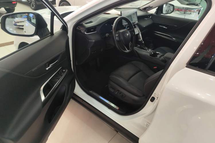 Used Toyota Venza 2023 2.0L CVT Two-Wheel Drive Prestige Version Driver Seat