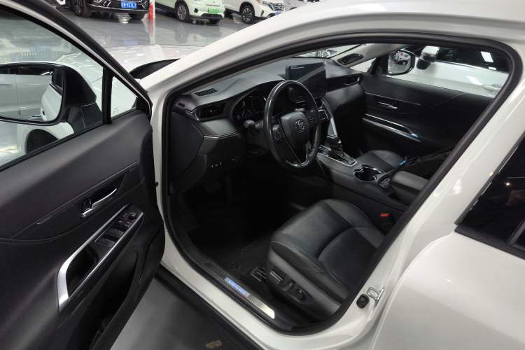 Used Toyota Venza 2023 2.0L CVT Two-Wheel Drive Prestige Version Driver Seat