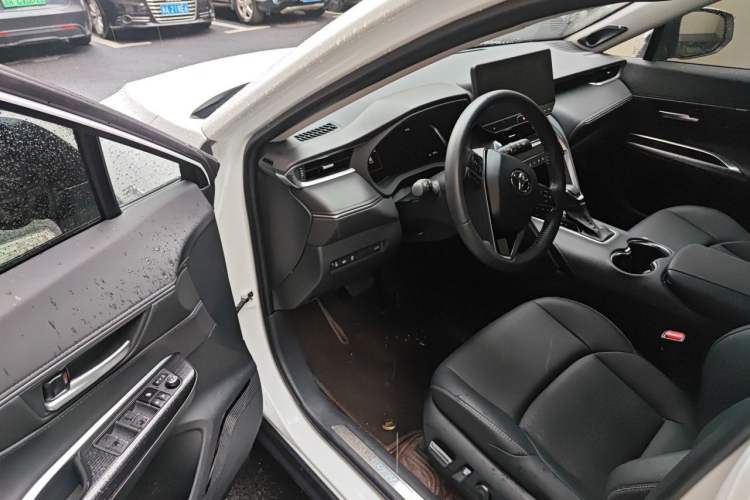 Used Toyota Venza 2023 2.5L Smart Electric Hybrid Dual-Drive Prestige Version Driver Seat
