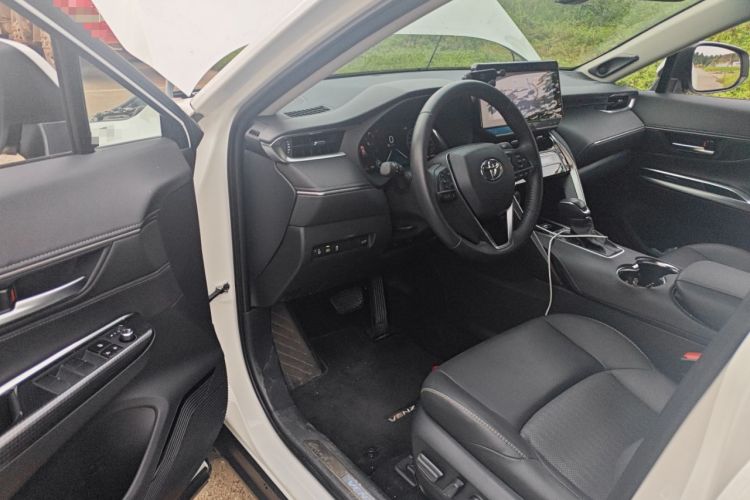 Used Toyota Venza 2023 2.0L CVT Two-Wheel Drive Prestige Version Driver Seat