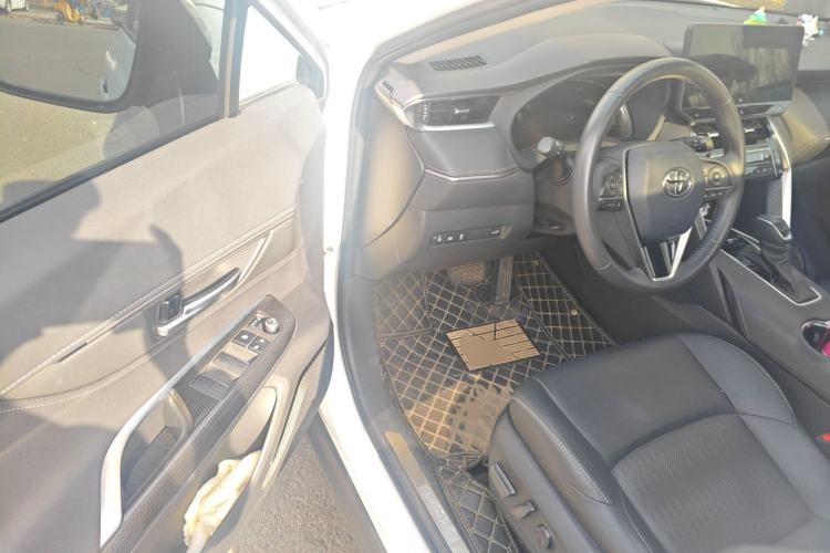 Used Toyota Venza 2023 2.0L CVT Two-Wheel Drive Prestige Version Driver Seat
