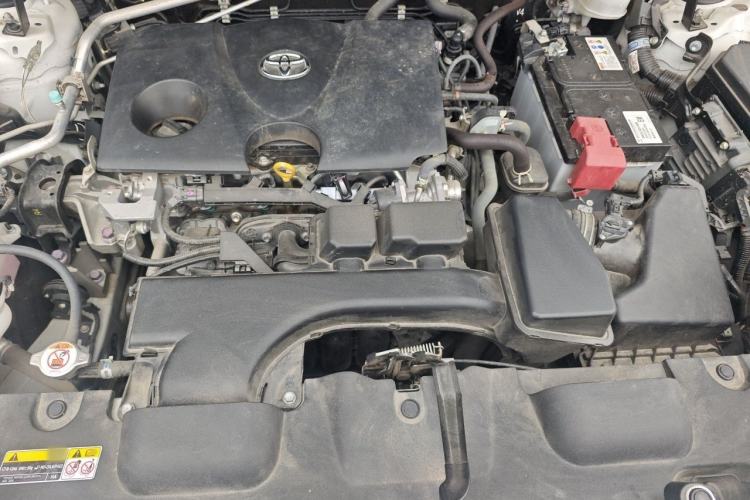 Used Toyota Venza 2023 2.0L CVT Two-Wheel Drive Prestige Version Engine Bay
