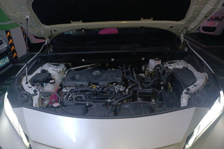 Used Toyota Venza 2023 2.5L Smart Electric Hybrid Dual-Drive Prestige Version Engine Bay